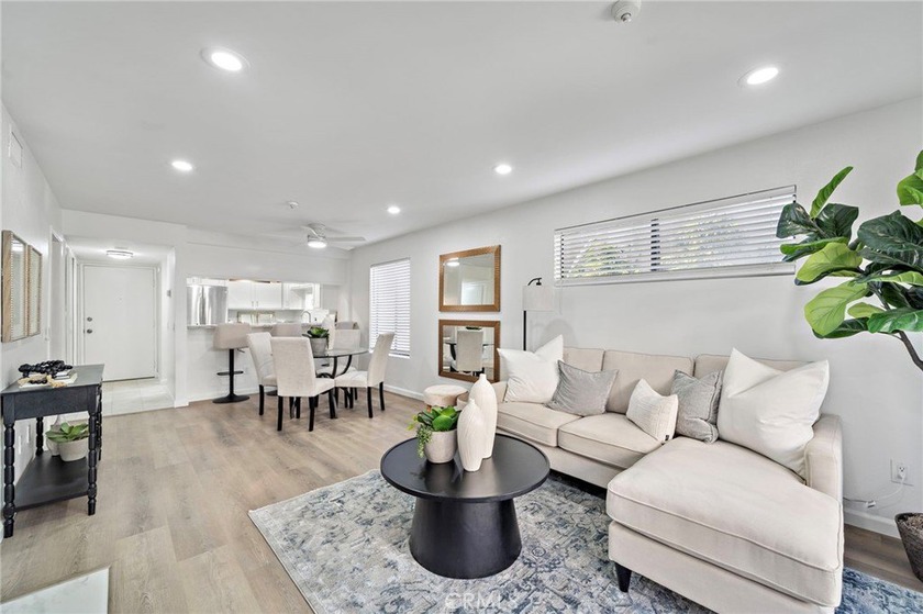 Welcome to this newly renovated 2-bedroom, 1-bath condo that - Beach Condo for sale in Long Beach, California on Beachhouse.com