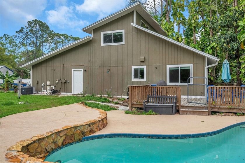 Under contract-accepting backup offers. Don't miss your - Beach Home for sale in New Port Richey, Florida on Beachhouse.com