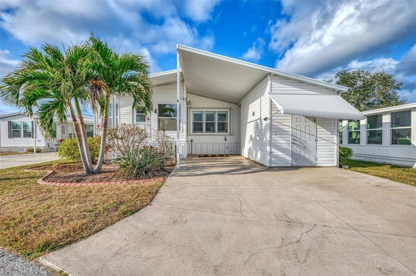 No Monthly HOA Fee - Only $99.00/YEAR!  Welcome Home to Harbor - Beach Home for sale in North Port, Florida on Beachhouse.com