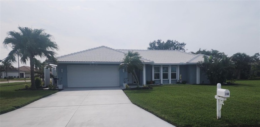 Welcome to this updated, remodeled home in the desirable - Beach Home for sale in Englewood, Florida on Beachhouse.com