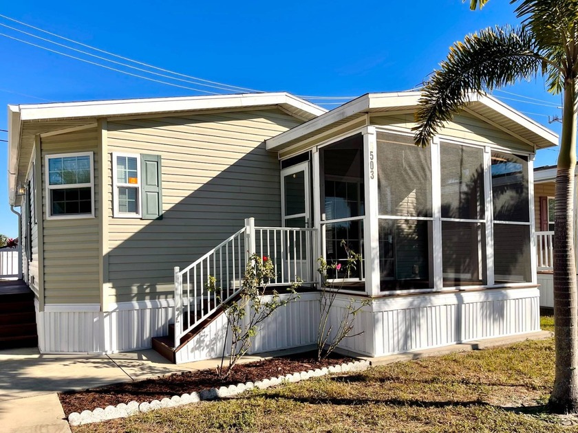 Like-New 2015 Home on Rare    Double Corner Lot | Resort-Style - Beach Home for sale in Bradenton, Florida on Beachhouse.com