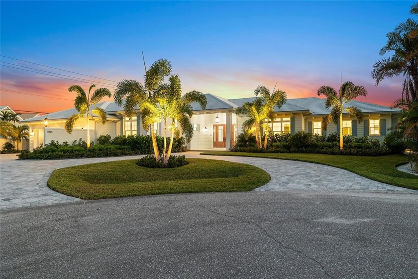 Modern Coastal Luxury - NEW HOME - Just Completed!
Discover one - Beach Home for sale in Boca Grande, Florida on Beachhouse.com