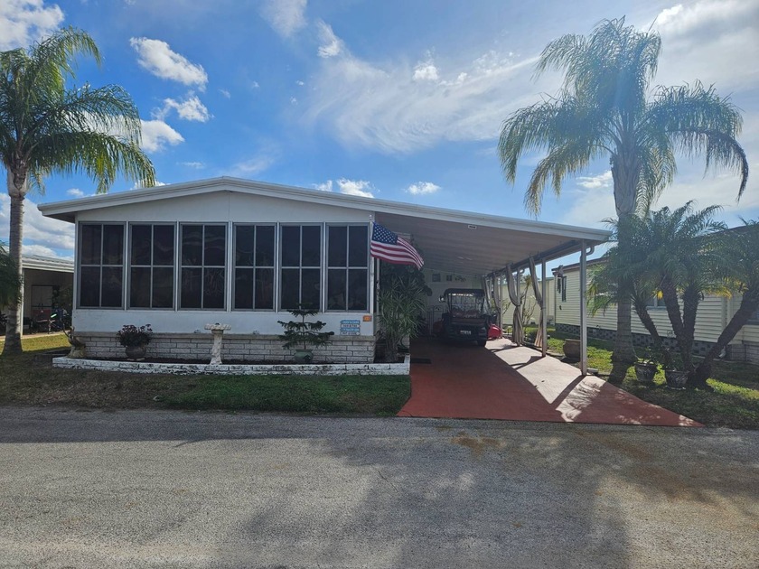 HERE IS YOUR FLORIDA DREAM HOME!   2 Bedrooms | 2 Bathrooms | 1 - Beach Home for sale in Hudson, Florida on Beachhouse.com