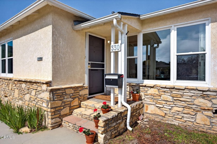 Set within Ventura's historic Cunhane Tract, this warm and - Beach Home for sale in Ventura, California on Beachhouse.com