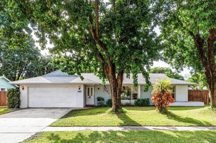 Discover this charming 3-bedroom, plus bonus room, single-family - Beach Home for sale in Wellington, Florida on Beachhouse.com