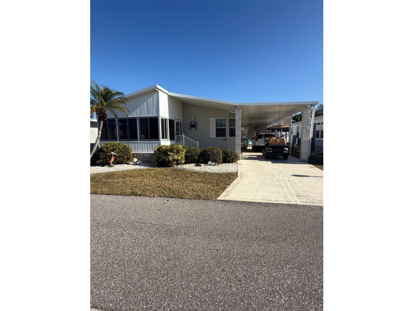 Beautiful Homes of Merit doublewide home. Fully furnished, turn - Beach Home for sale in Punta Gorda, Florida on Beachhouse.com