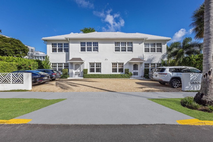 In the heart of Palm Beach and newly renovated. This elegant and - Beach Condo for sale in Palm Beach, Florida on Beachhouse.com