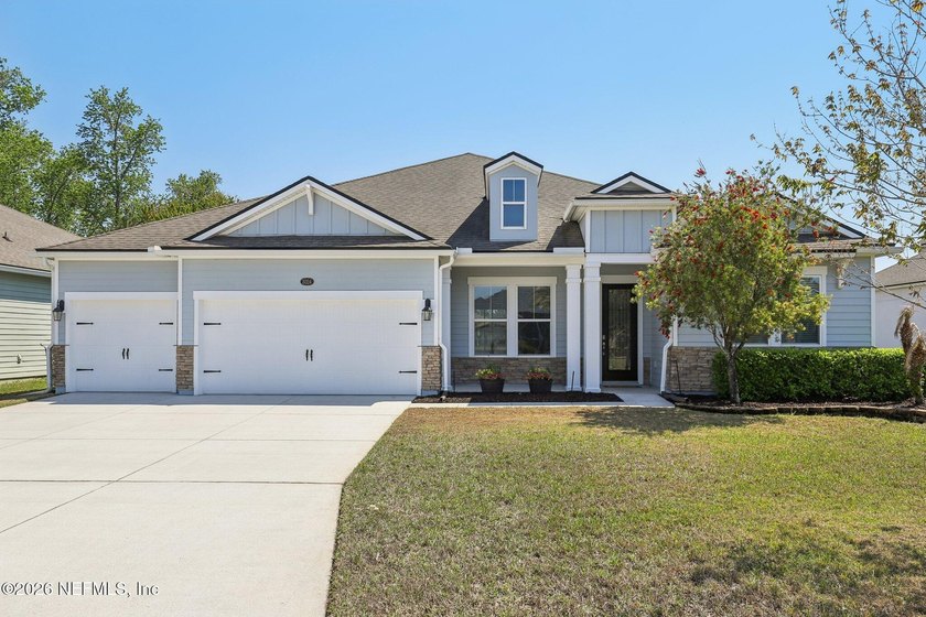 Welcome to this meticulously maintained home in the gated - Beach Home for sale in Green Cove Springs, Florida on Beachhouse.com