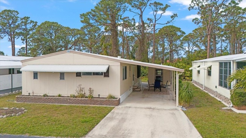 What a great place to hang your hat in beautiful warm and sunny - Beach Home for sale in Englewood, Florida on Beachhouse.com