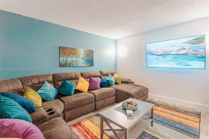 ATTENTION INVESTORS: New tenant moving in on April 20, if you - Beach Condo for sale in Miami Beach, Florida on Beachhouse.com