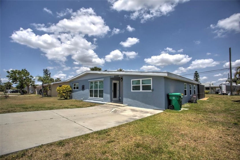 Great 2 bedroom, 2 bath, with pool starter home. Plus 2 bonus - Beach Home for sale in Port Charlotte, Florida on Beachhouse.com