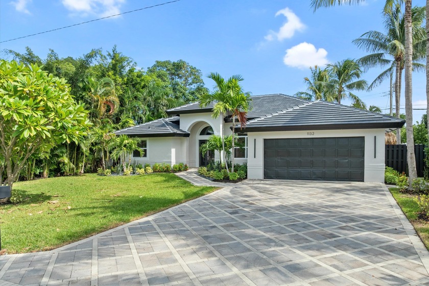 Located in Boca Raton's golden triangle, this newly renovated - Beach Home for sale in Boca Raton, Florida on Beachhouse.com