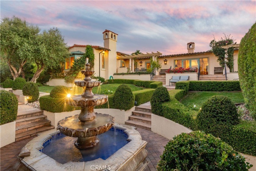 Designed by renowned architect, Edward Carson Beall, this - Beach Home for sale in Palos Verdes Estates, California on Beachhouse.com