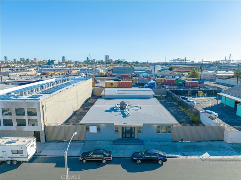 All newer approximate 2500 square feet of turnkey office space - Beach Commercial for sale in Long Beach, California on Beachhouse.com