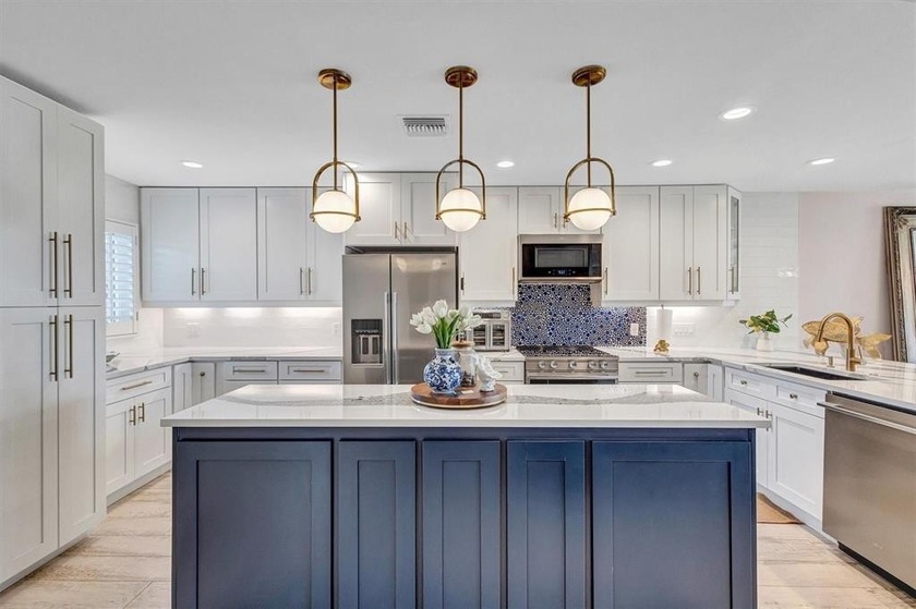 Experience coastal living at its finest in this beautifully - Beach Condo for sale in Longboat Key, Florida on Beachhouse.com