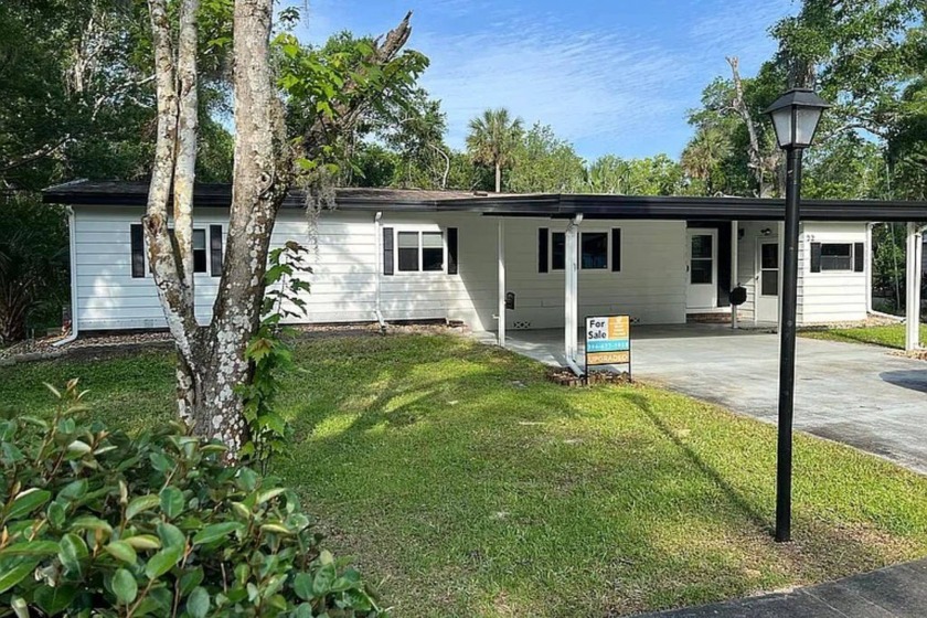 Easy Living with Affordable Lot Rent!     Tastefully designed - Beach Home for sale in Ormond Beach, Florida on Beachhouse.com