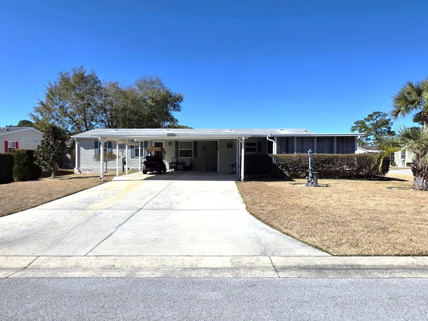 THIS HOME IS ON LEASED LAND WITH A MONTHY LOT RENT OF $686 AND - Beach Home for sale in Homosassa, Florida on Beachhouse.com