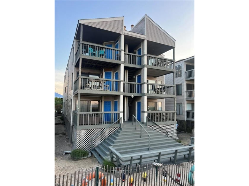 Imagine waking up to the sweeping views of the Chesapeake Bay - Beach Condo for sale in Norfolk, Virginia on Beachhouse.com