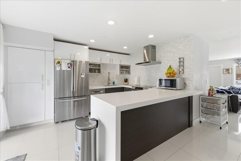 This stunning 3-bedroom, 2.5-bath townhome showcases every - Beach Condo for sale in Pompano Beach, Florida on Beachhouse.com