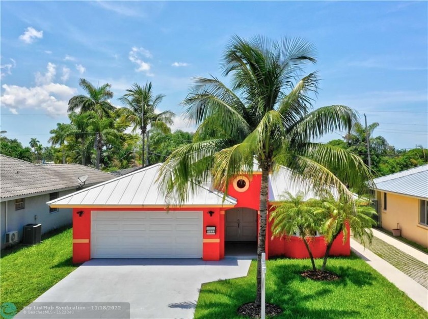 This fabulous 3bd/2ba home was designed with all the modern - Beach Home for sale in Hollywood, Florida on Beachhouse.com