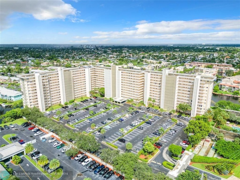 Partially furnished. Exquisitely renovated, warm and elegant! - Beach Condo for sale in Pompano Beach, Florida on Beachhouse.com