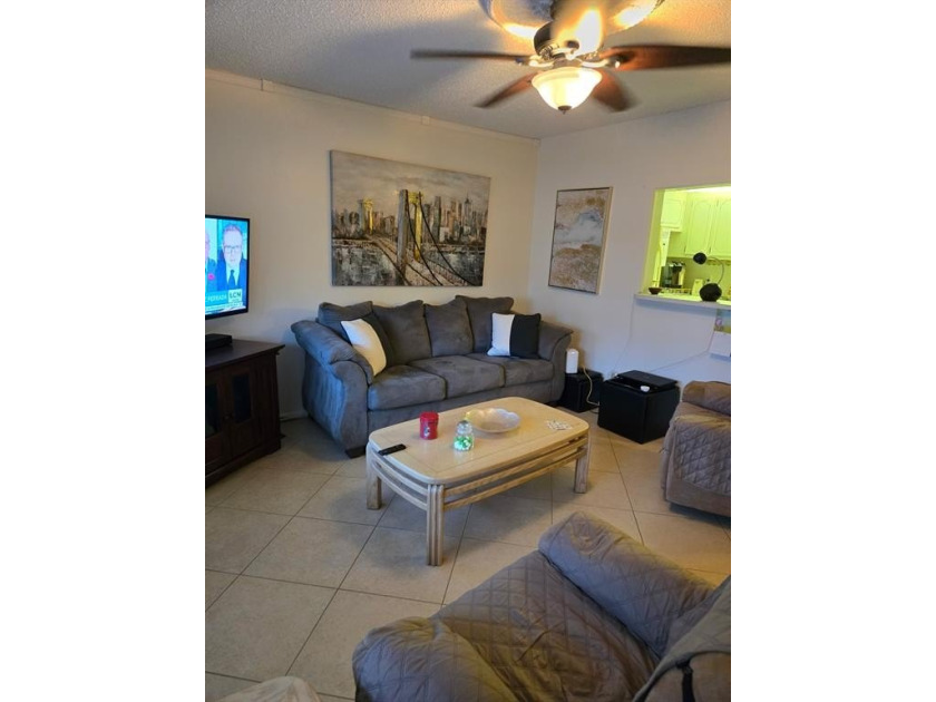 1/1.5 baths  condo on the 2nd  floor in Ventnor  building close - Beach Condo for sale in Deerfield Beach, Florida on Beachhouse.com