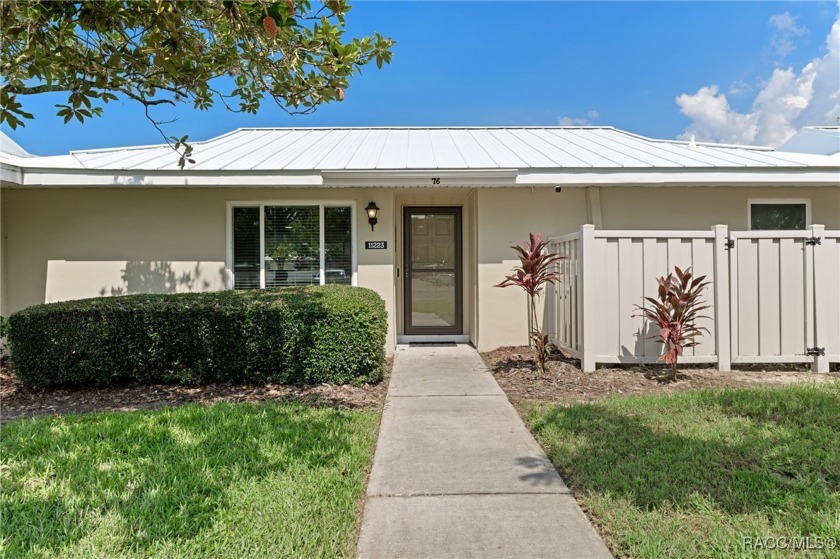 Check out this 1,584 sq.ft WATERFRONT 2/2 concrete block home - Beach Condo for sale in Crystal River, Florida on Beachhouse.com