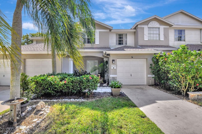 Welcome to this stunning 3 bedroom, 2.5 bathroom townhome in - Beach Townhome/Townhouse for sale in Boca Raton, Florida on Beachhouse.com