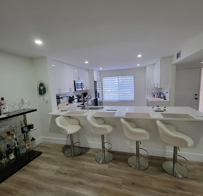 Stunning ground floor condo with a lake view at Green Lakes - Beach Condo for sale in Boynton Beach, Florida on Beachhouse.com