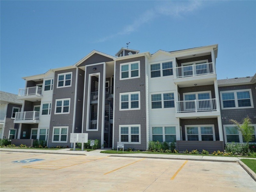 The best ocean views in the complex!

Nestled in the vibrant - Beach Condo for sale in Corpus Christi, Texas on Beachhouse.com