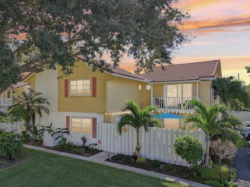 Welcome to Seabrook Place, where coastal living meets elegance - Beach Townhome/Townhouse for sale in Jupiter, Florida on Beachhouse.com