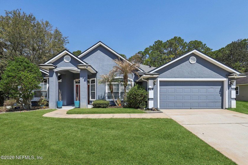 Looking for plenty of space inside and out with exceptional - Beach Home for sale in Fleming Island, Florida on Beachhouse.com