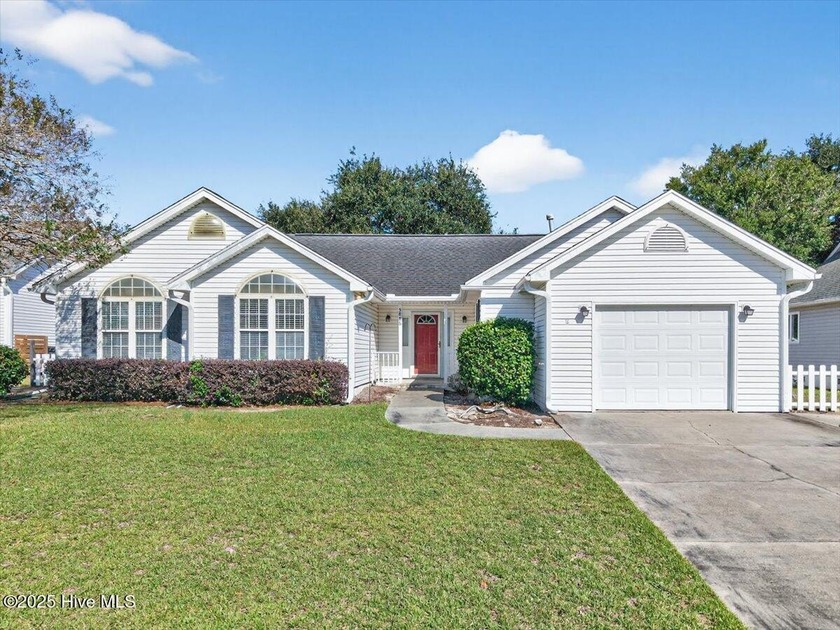 Welcome to coastal living made easy at 5886 Lycia Lane SW in the - Beach Home for sale in Ocean Isle Beach, North Carolina on Beachhouse.com