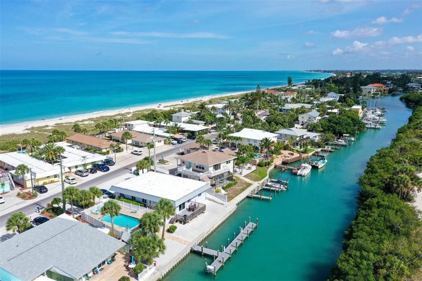 A unique opportunity on Casey Key. Updated 3-bedroom/2-bath - Beach Condo for sale in Nokomis, Florida on Beachhouse.com
