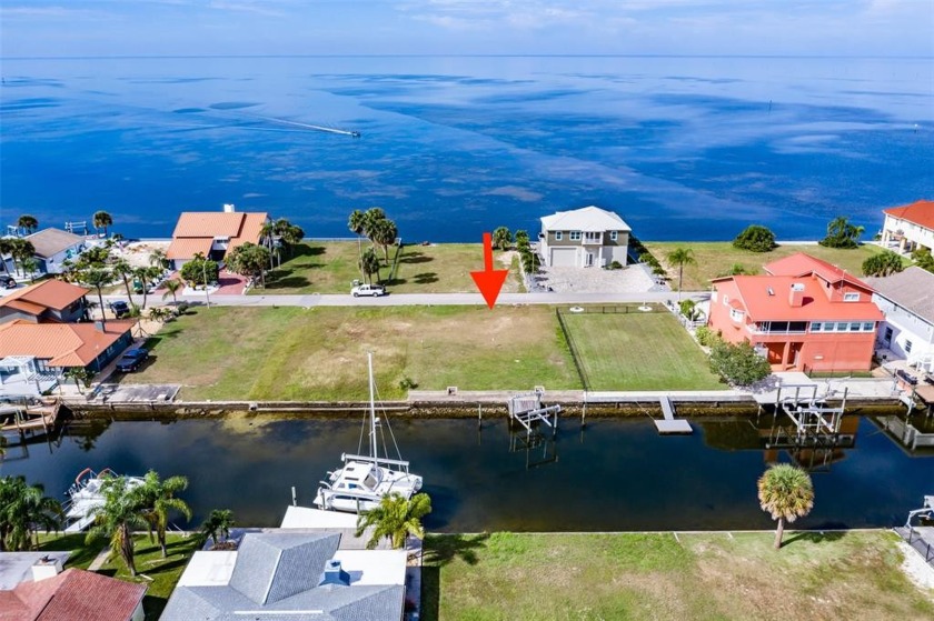 Waterfront lot in Hudson, Florida. Property is located just one - Beach Lot for sale in Hudson, Florida on Beachhouse.com