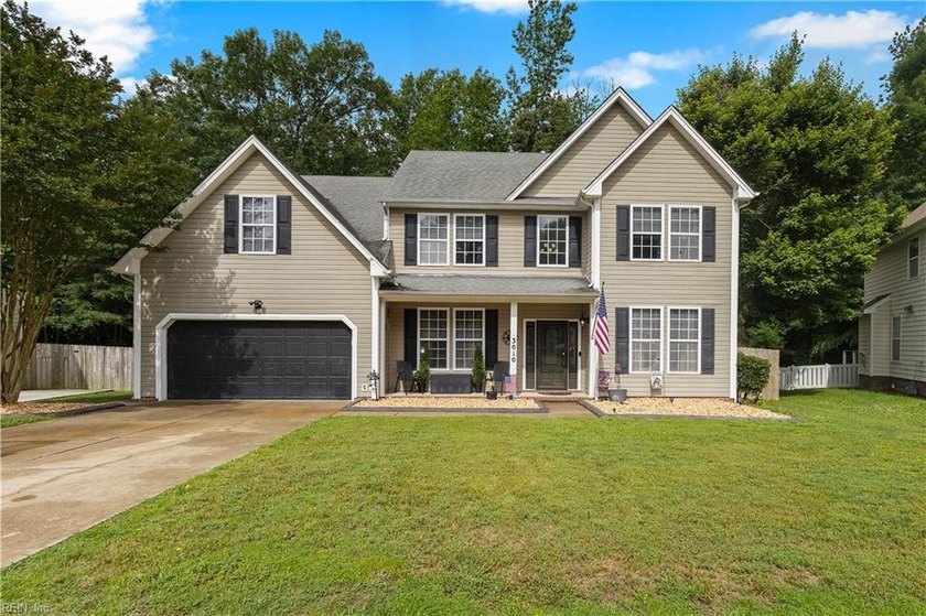 This beautiful, move-in ready, spacious 5-bedroom home offers - Beach Home for sale in Suffolk, Virginia on Beachhouse.com