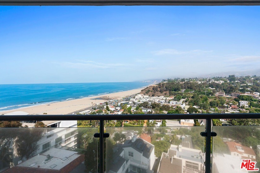 Experience the very best of Santa Monica from this 9th-floor - Beach Home for sale in Santa Monica, California on Beachhouse.com