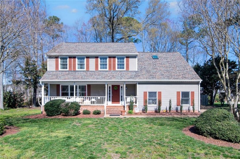Welcome to this beautifully updated 4 bedroom turn key home! - Beach Home for sale in Yorktown, Virginia on Beachhouse.com