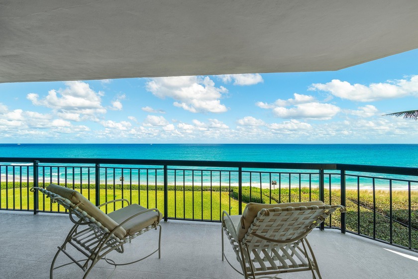 Here's a incredible opportunity to purchase this 3BR/3BA direct - Beach Condo for sale in Palm Beach, Florida on Beachhouse.com