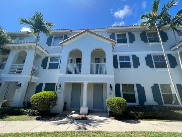 Worry about the hurricane seasons in FL? This townhouse has - Beach Townhome/Townhouse for sale in Boynton Beach, Florida on Beachhouse.com