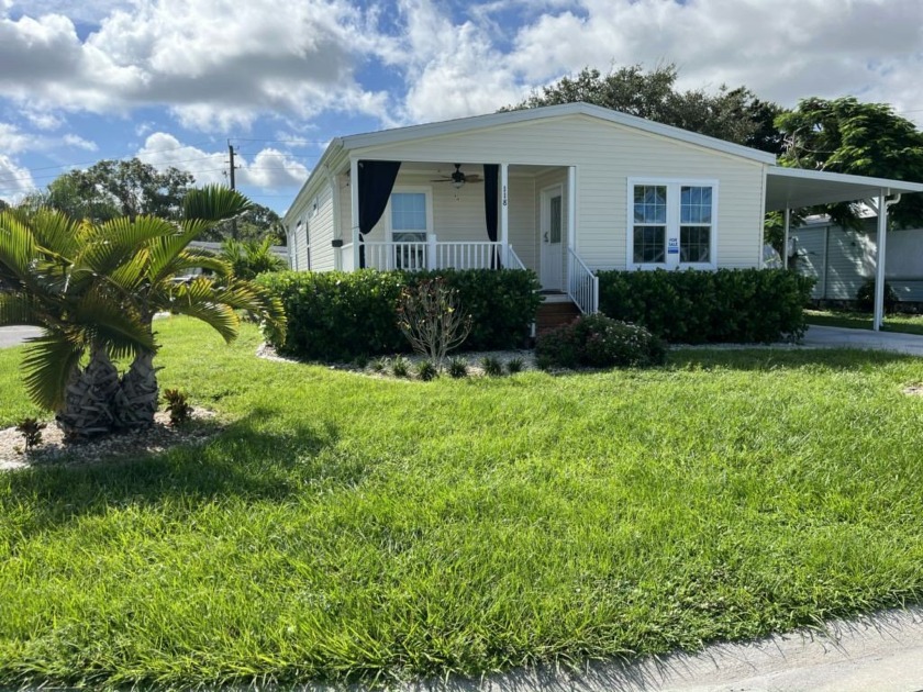 Curb appeal and corner- cul de sac location! Nothing beats the - Beach Home for sale in Vero Beach, Florida on Beachhouse.com