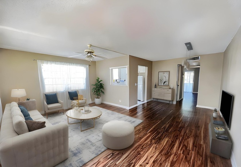 Super clean, well maintained, newer flooring, freshly painted 1 - Beach Condo for sale in West Palm Beach, Florida on Beachhouse.com