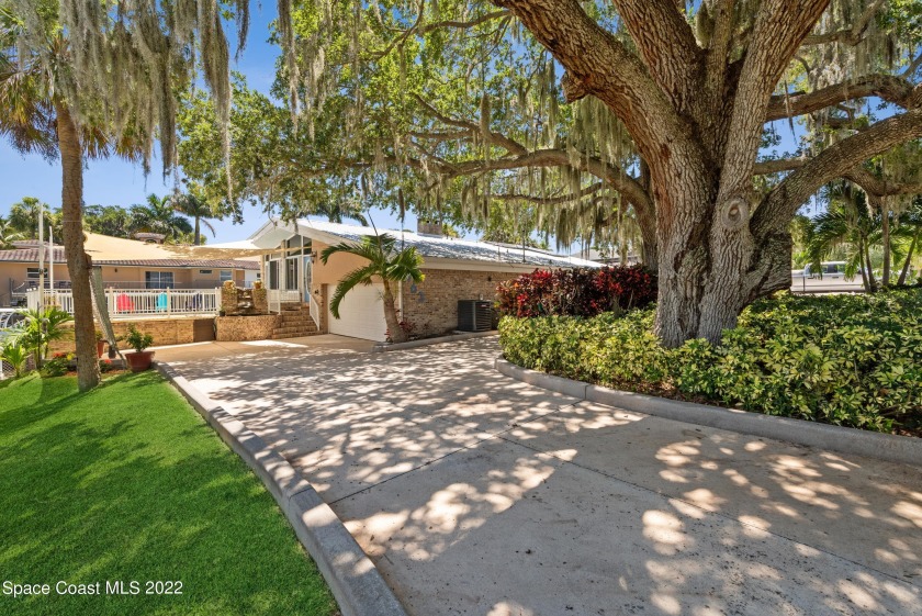 Meticulously Maintained and Beautifully renovated 3 bedroom 2 - Beach Home for sale in Melbourne, Florida on Beachhouse.com