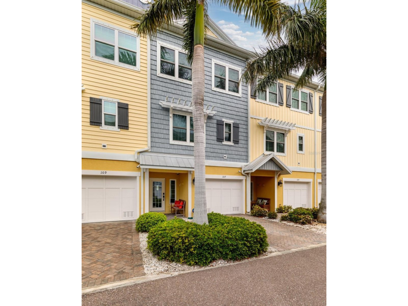 Welcome to a stunning Taylor Morrison-built townhome in the - Beach Townhome/Townhouse for sale in Indian Rocks Beach, Florida on Beachhouse.com