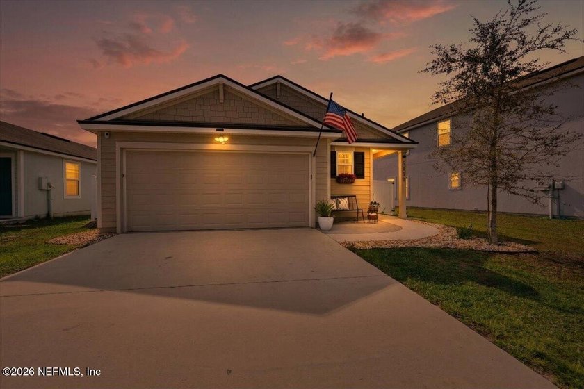 Like-new 3-bedroom, 2-bath home built in 2022 and thoughtfully - Beach Home for sale in Jacksonville, Florida on Beachhouse.com