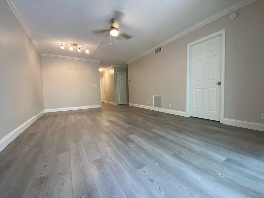 INVESTORS!!! UNIT IS RENTED AT $2200/MONTH UNTIL APRIL 30TH 2027 - Beach Condo for sale in Fort Lauderdale, Florida on Beachhouse.com