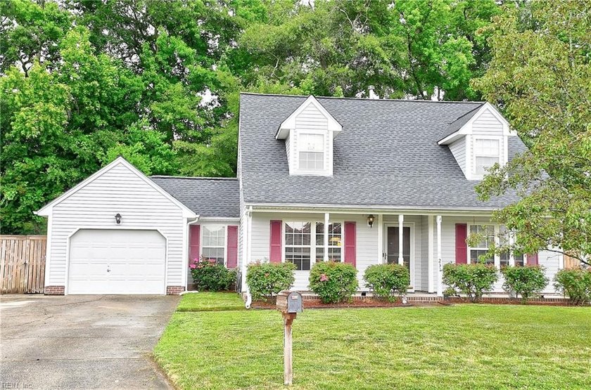Charming and easy-living home with inviting covered front porch - Beach Home for sale in Suffolk, Virginia on Beachhouse.com
