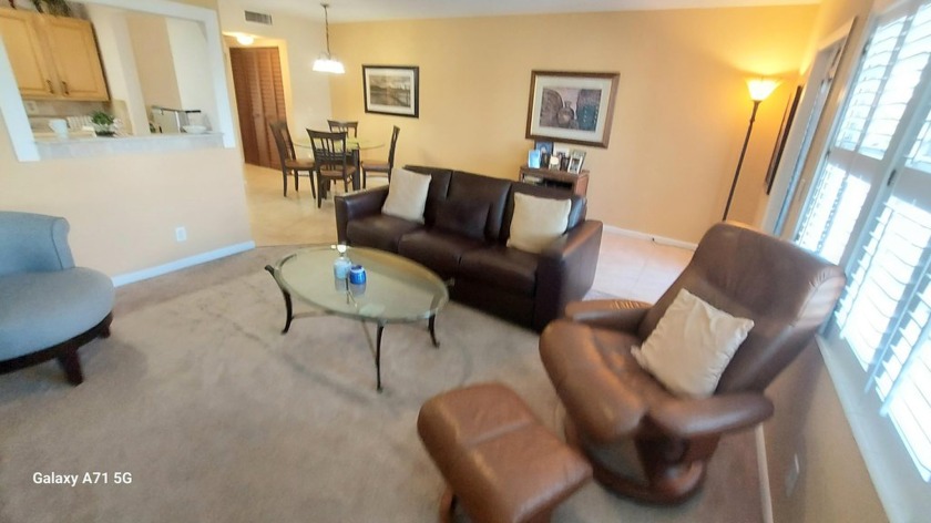 Central AC. Beautifully renovated 1 bed 1.5 bath. MONTHLY H0A - Beach Condo for sale in Boca Raton, Florida on Beachhouse.com