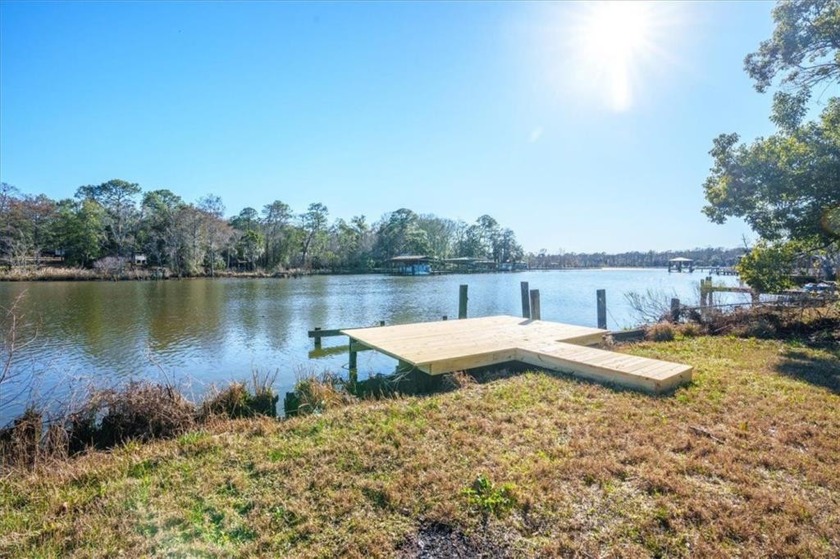 Welcome to your dream waterfront property along Dog River, mere - Beach Lot for sale in Mobile, Alabama on Beachhouse.com