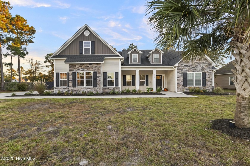 Welcome home to 532 Saratoga Drive, a beautifully designed - Beach Home for sale in Sneads Ferry, North Carolina on Beachhouse.com